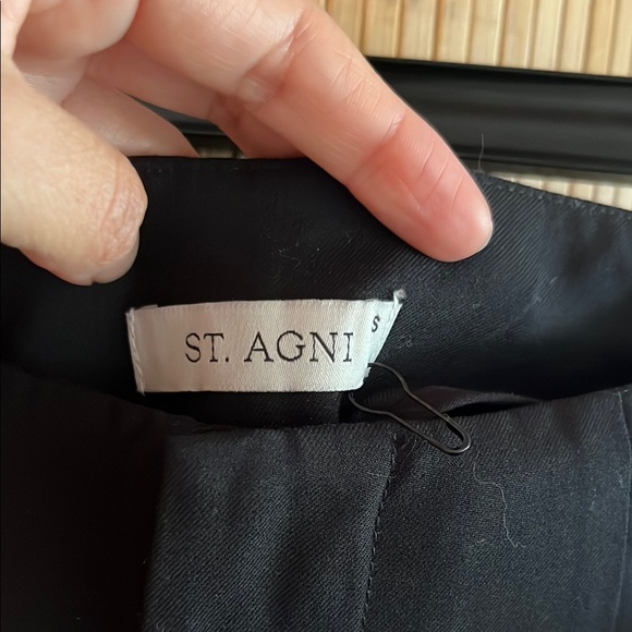 St. Agni Black Wide Leg Pants with Flowing Silhouette - Picture 2 of 4